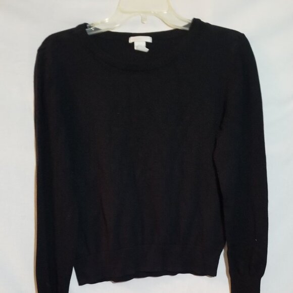 H&M BASIC/BASIQUE. BLACK LONG SLEEVE SWEATER. SIZE - M, FITS LIKE A SMALL. - Picture 1 of 1